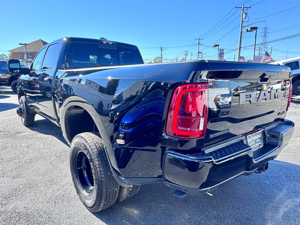 2025 Ram 3500 Big Horn — Pickup Truck — 32 mi — Inwood, NY