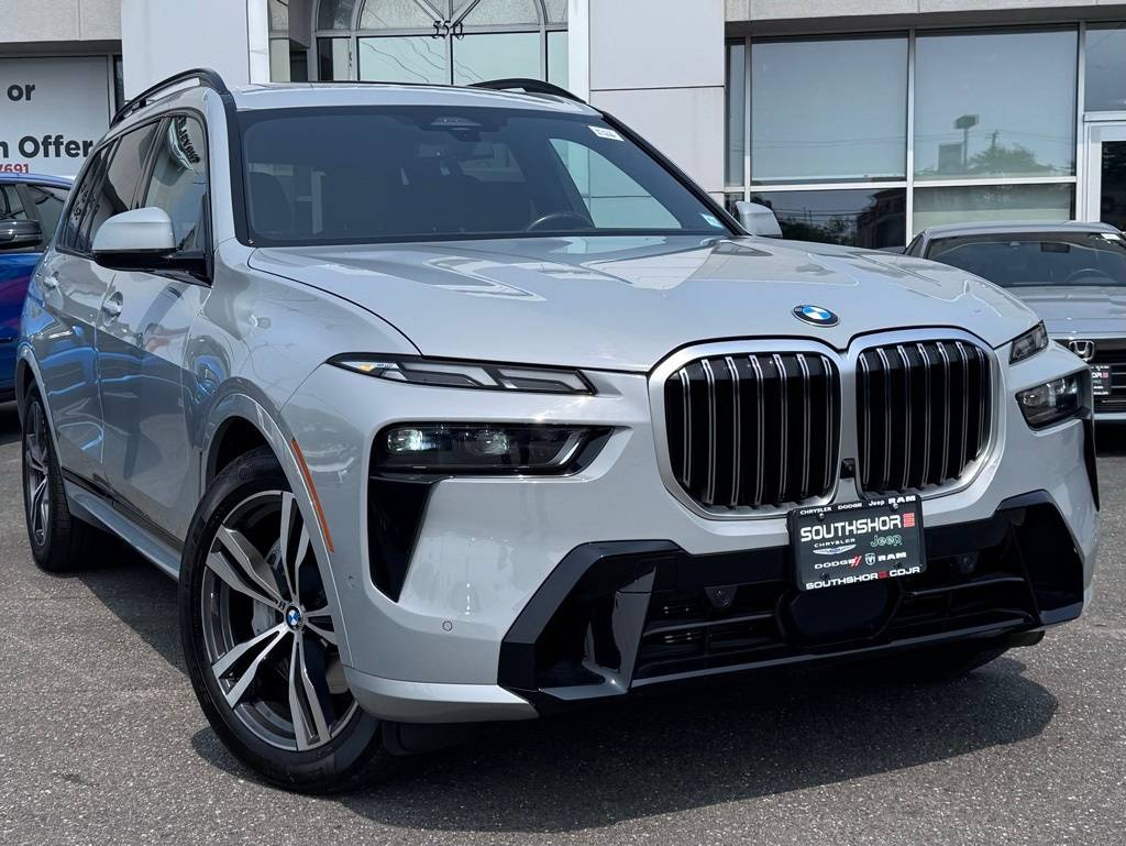 2023 BMW X7 40i — SUV — 30,190 mi — Inwood, NY