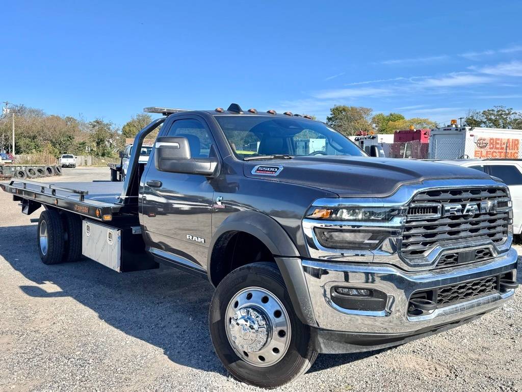 2025 Ram 5500 Chassis Cab Big Horn — Chassis Cab Truck — 286 mi — Inwood, NY