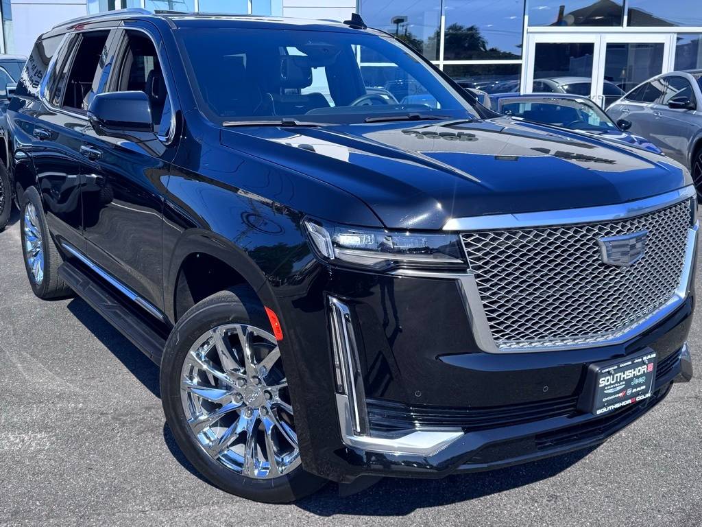 2023 Cadillac Escalade Premium Luxury — SUV — 31,476 mi — Inwood, NY