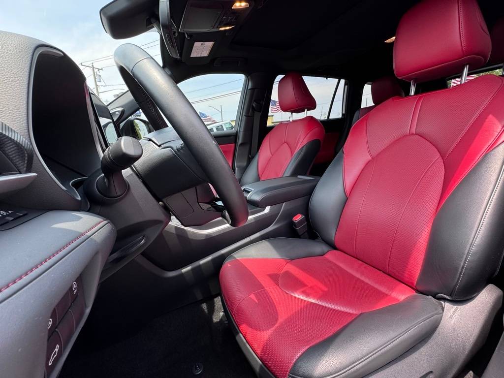 2023 Toyota Highlander XSE — SUV — 20,782 mi — Inwood, NY
