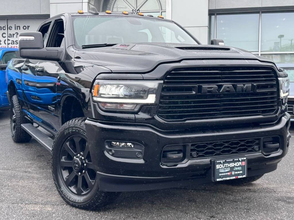 2024 Ram 3500 Laramie — Pickup Truck — 24,727 mi — Inwood, NY