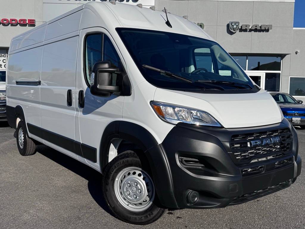 2025 Ram ProMaster Cargo Van Tradesman 3500 — Cargo Van — 18 mi — Inwood, NY