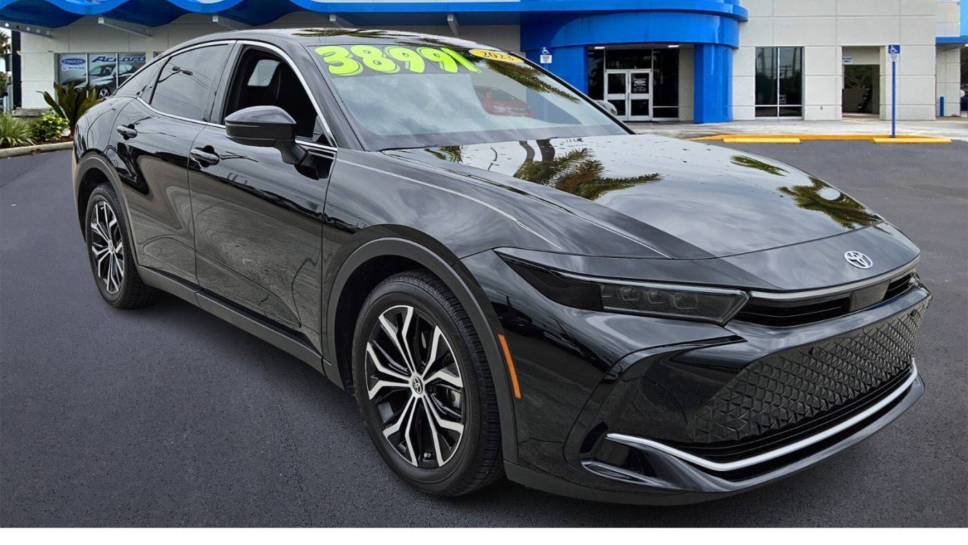 2023 Toyota Crown Limited — Sedan — 10,233 mi — Fort Pierce, FL