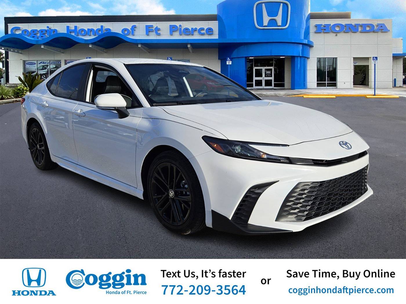 2025 Toyota Camry Hybrid SE — Sedan — 9,255 mi — Fort Pierce, FL