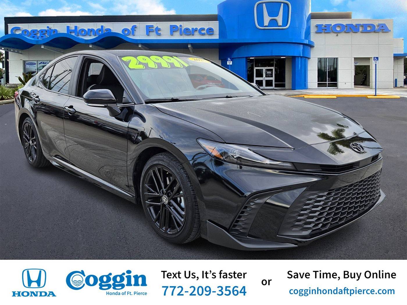2025 Toyota Camry SE — Sedan — 10,791 mi — Fort Pierce, FL