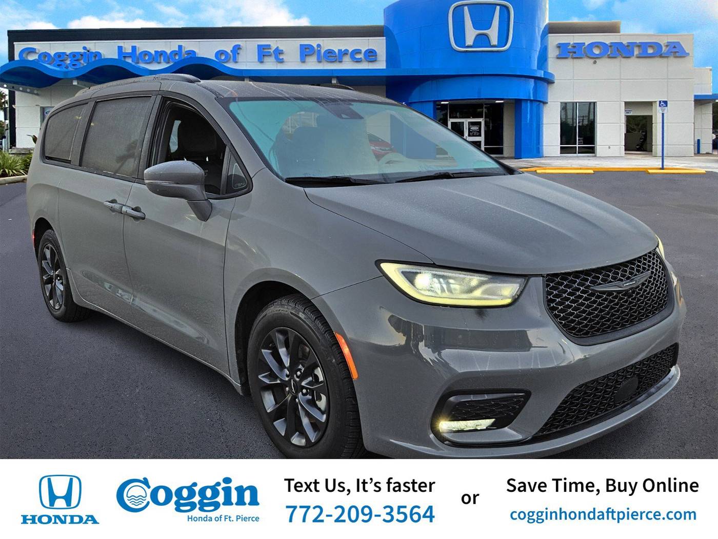 2021 Chrysler Pacifica Touring L — Minivan — 74,612 mi — Fort Pierce, FL