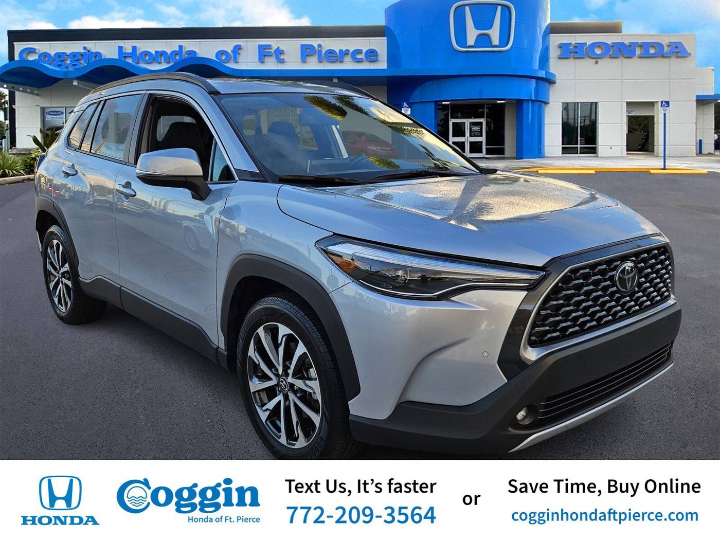 2022 Toyota Corolla Cross XLE — SUV — 15,667 mi — Fort Pierce, FL