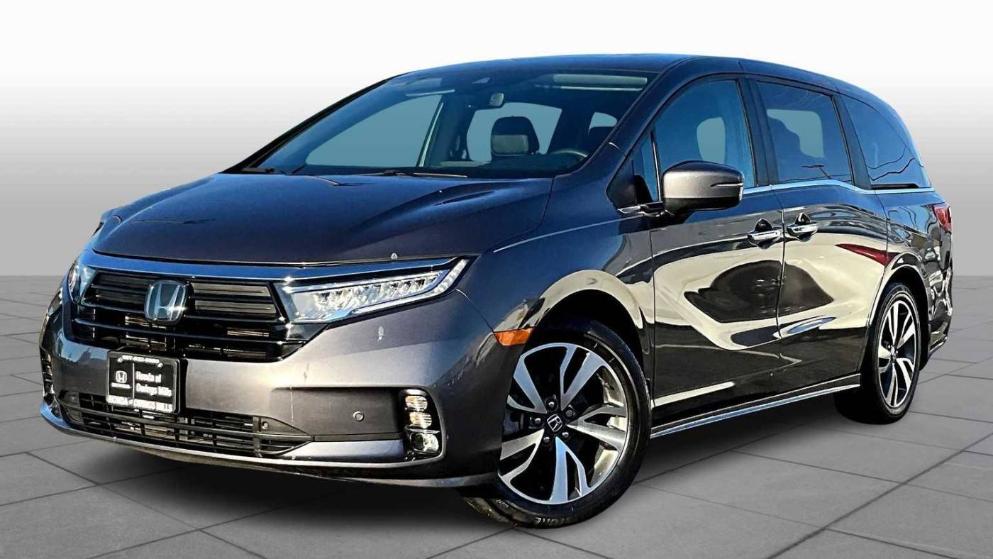 2023 Honda Odyssey Touring — Minivan — 27,689 mi — Owings Mills, MD