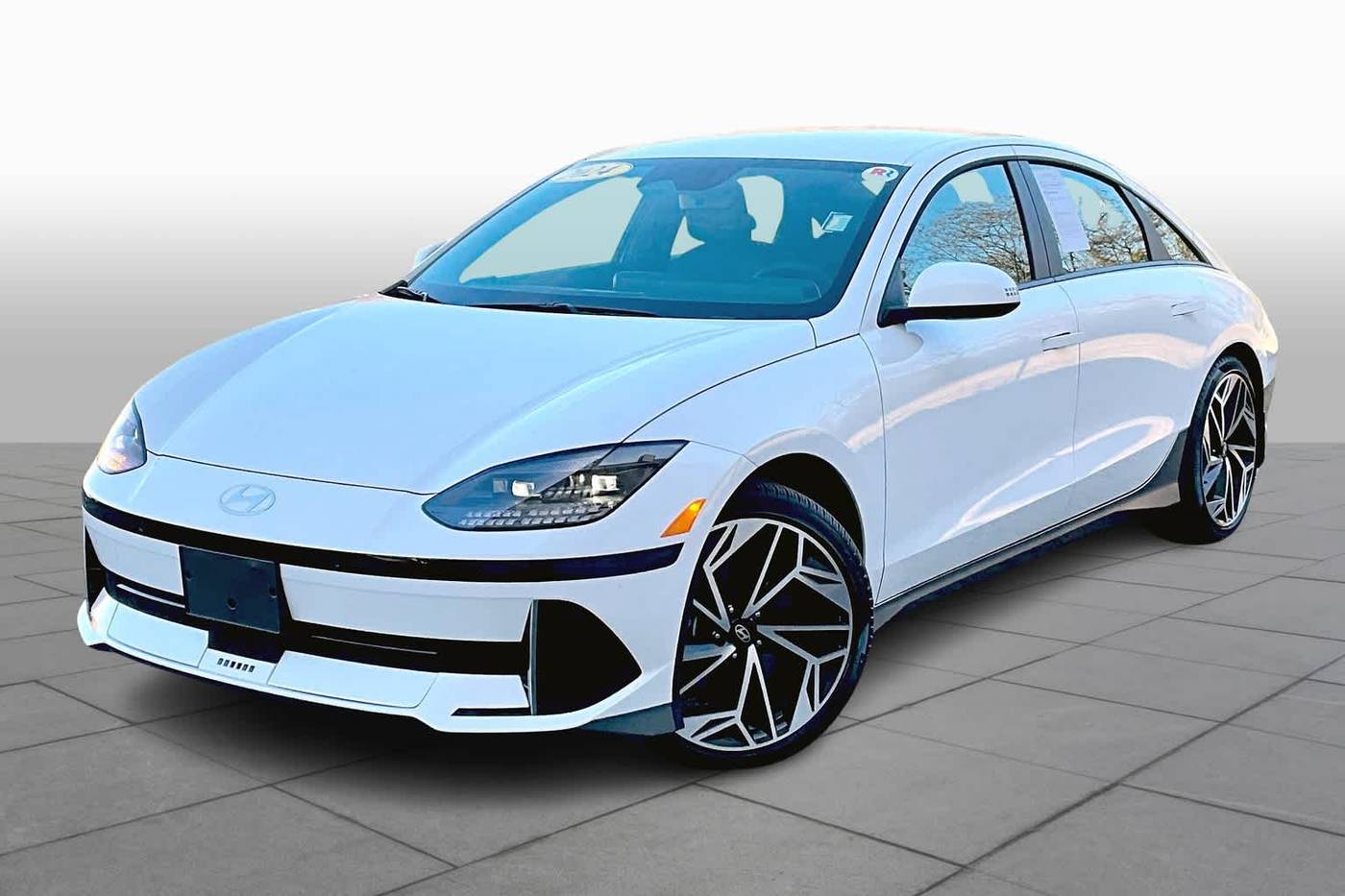 2024 Hyundai IONIQ 6 SEL — Sedan — 7,065 mi — College Park, MD