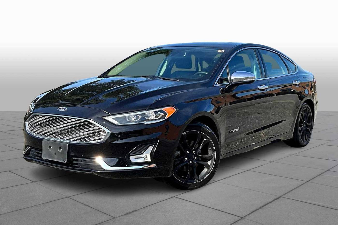 2019 Ford Fusion Hybrid Titanium — Sedan — 106,621 mi — College Park, MD