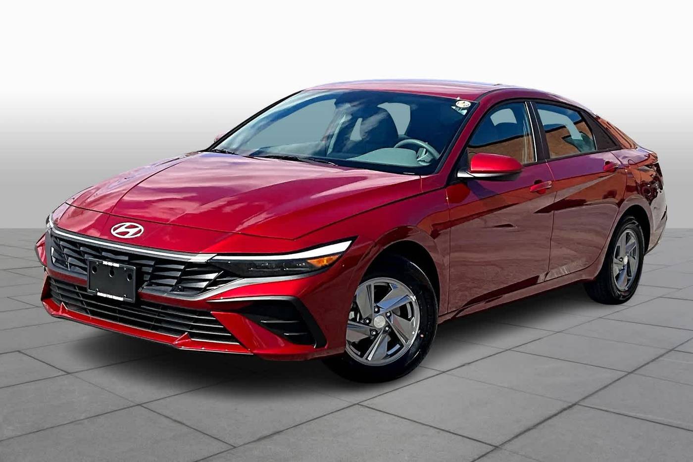 2025 Hyundai Elantra SE — Sedan — 4,395 mi — College Park, MD