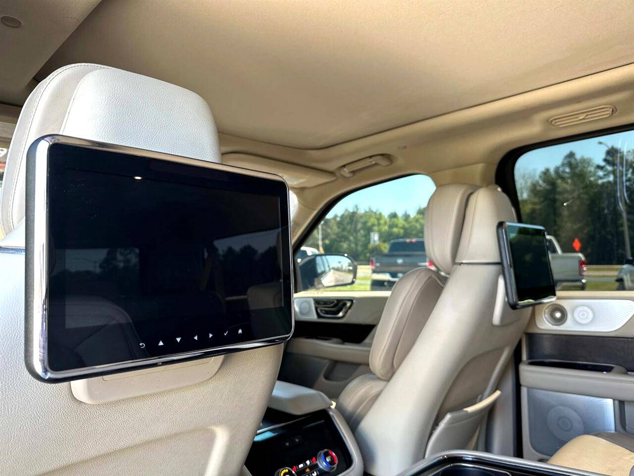 2019 Lincoln Navigator Reserve — SUV — 83,191 mi — Foley, AL