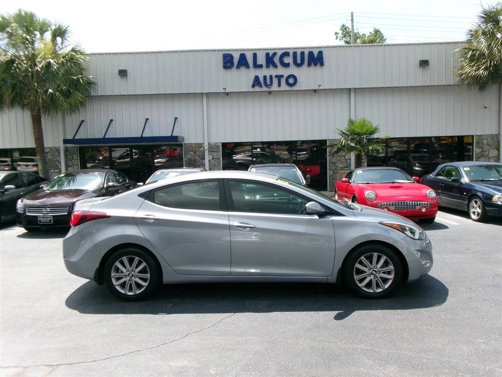 2015 Hyundai Elantra SE — Sedan — 144,601 mi — Wilmington, NC