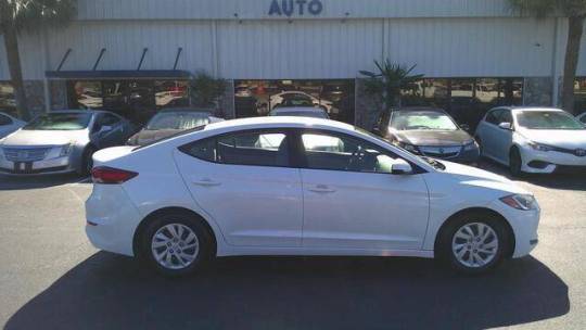 2017 Hyundai Elantra SE — Sedan — 80,518 mi — Wilmington, NC