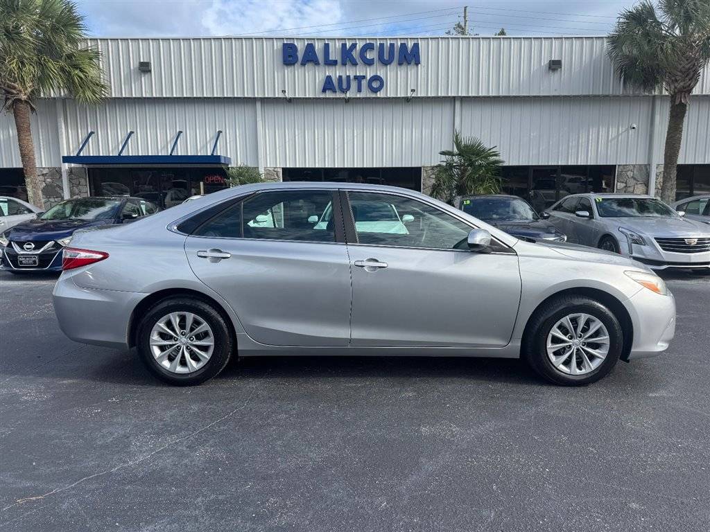 2016 Toyota Camry XLE — Sedan — 36,860 mi — Wilmington, NC