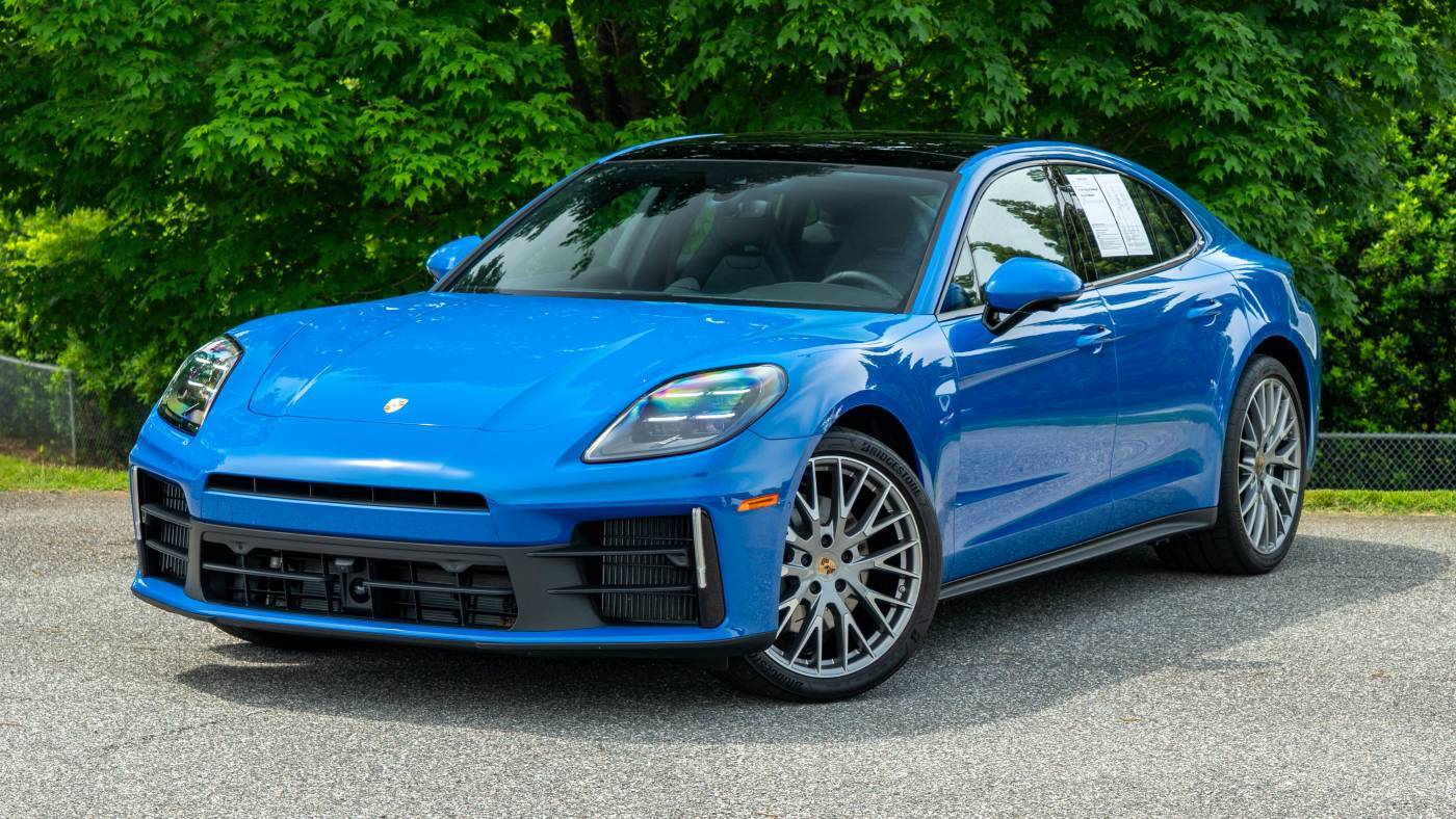 2024 Porsche Panamera 4