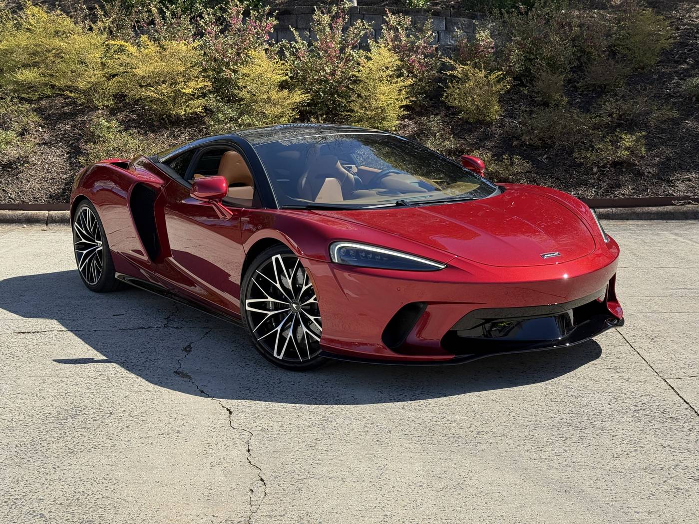 2023 McLaren GT