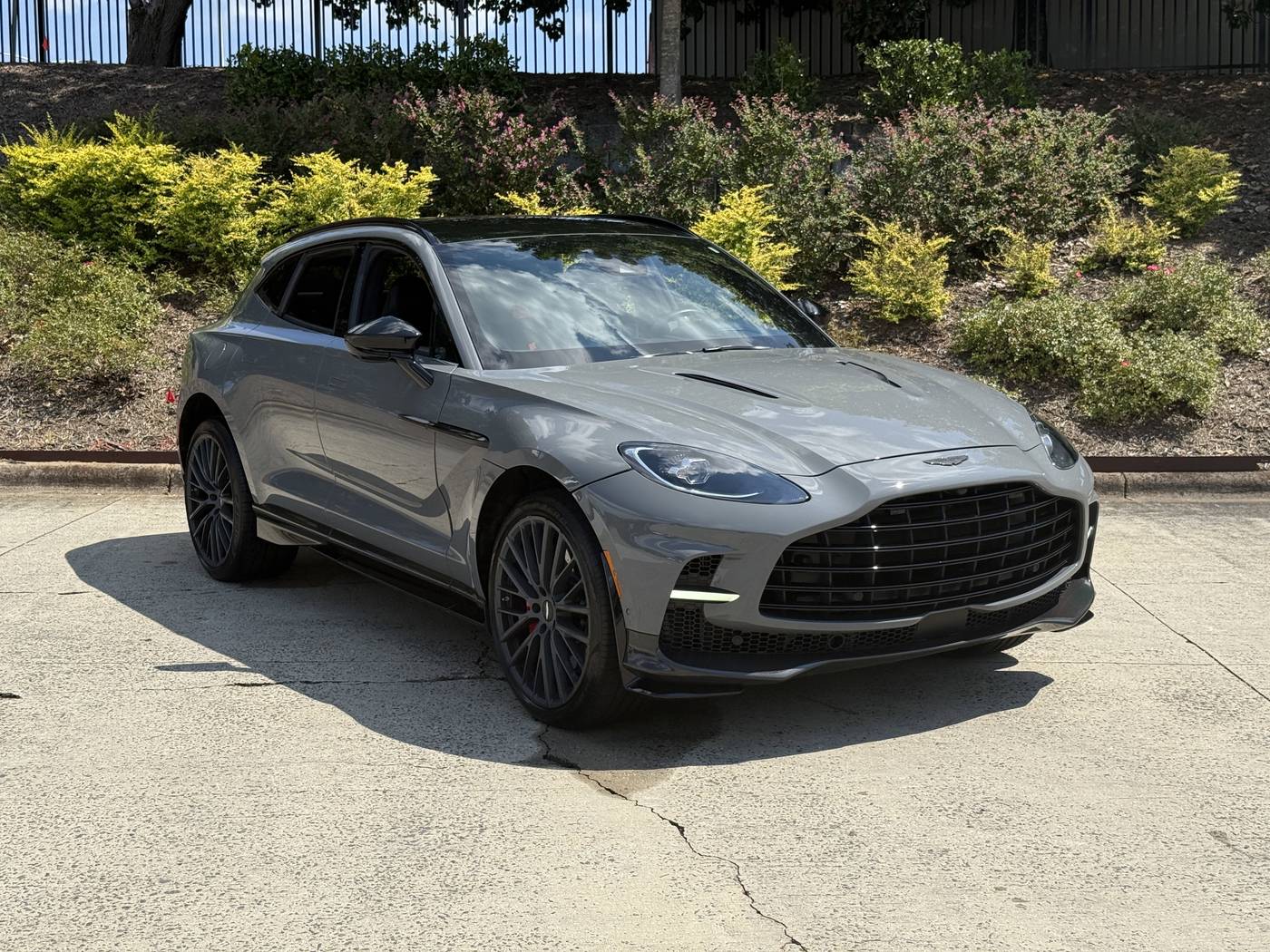 2023 Aston Martin DBX