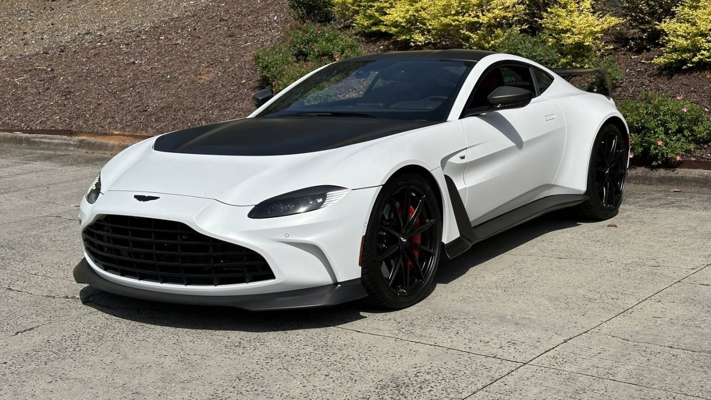 2023 Aston Martin Vantage