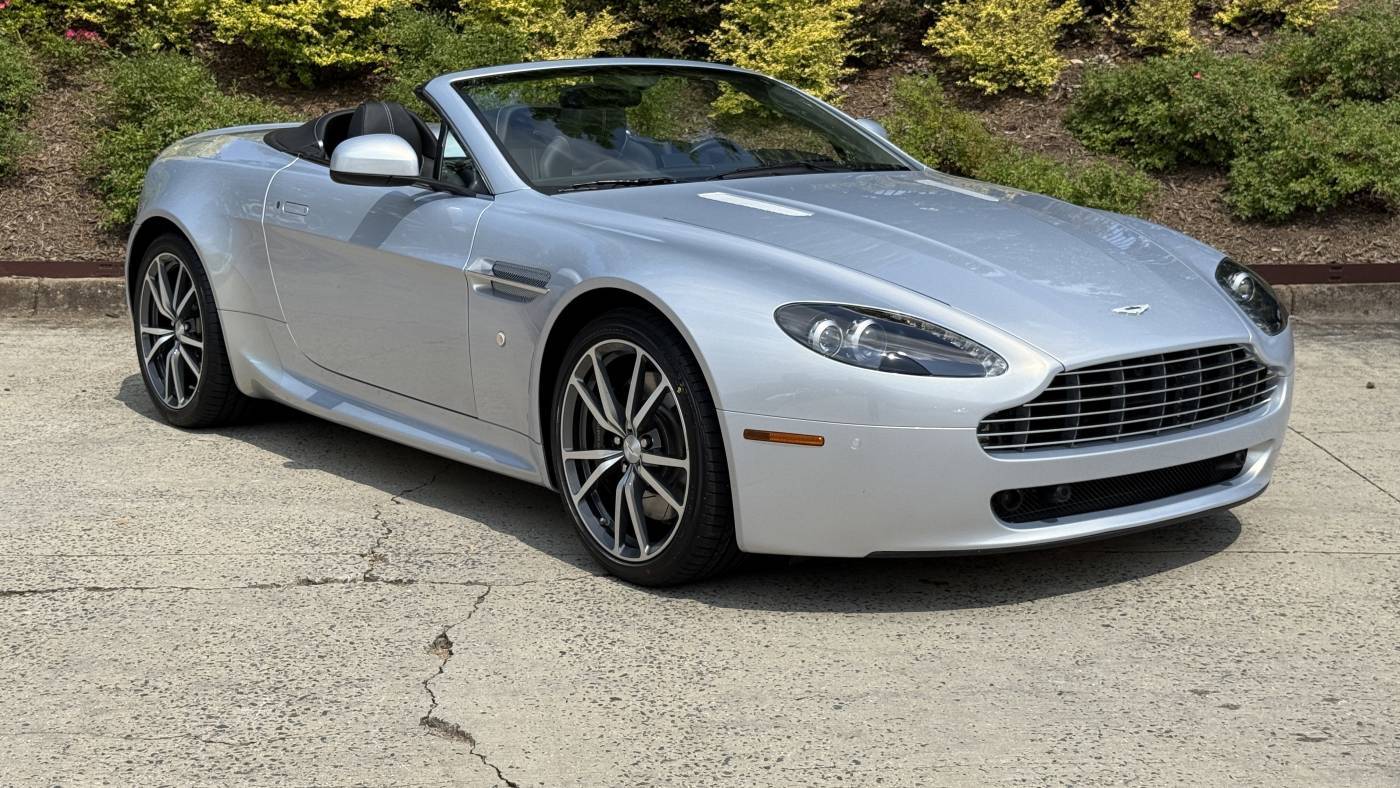 2010 Aston Martin V8 Vantage Roadster