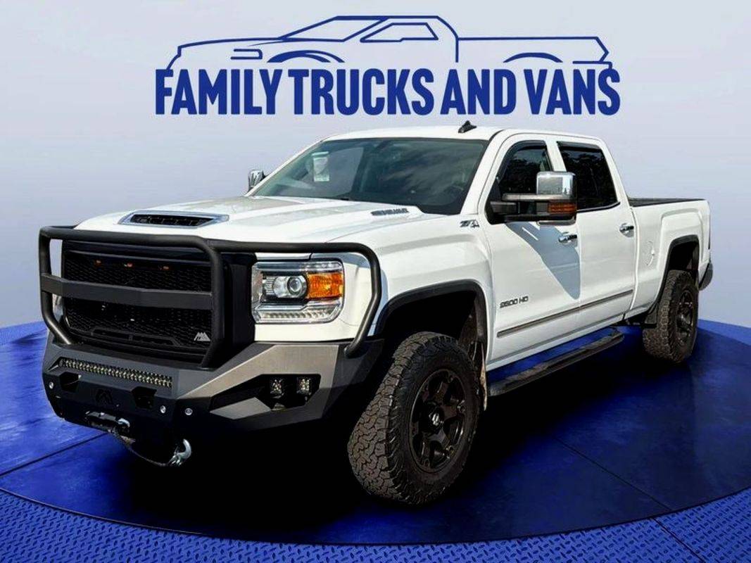 2017 GMC Sierra 2500HD SLT — Pickup Truck — 92,049 mi — Denver, CO