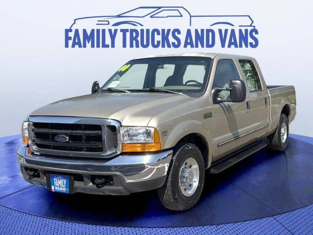 2000 Ford Super Duty F-250 XL — Pickup Truck — 166,188 mi — Denver, CO