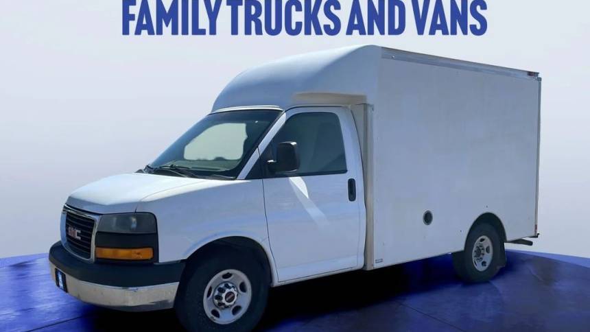 2015 GMC Savana Commercial Cutaway 3500 — Chassis Cab Truck — 177,125 mi — Denver, CO