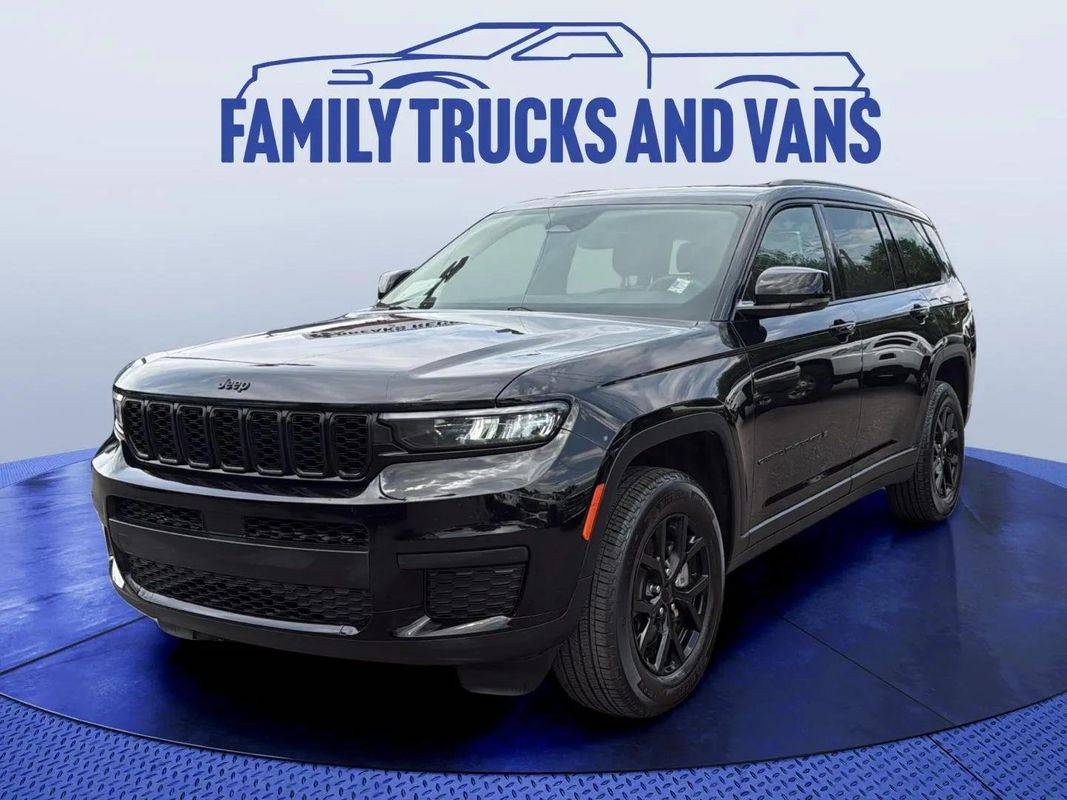 2024 Jeep Grand Cherokee Altitude — SUV — 28,830 mi — Denver, CO