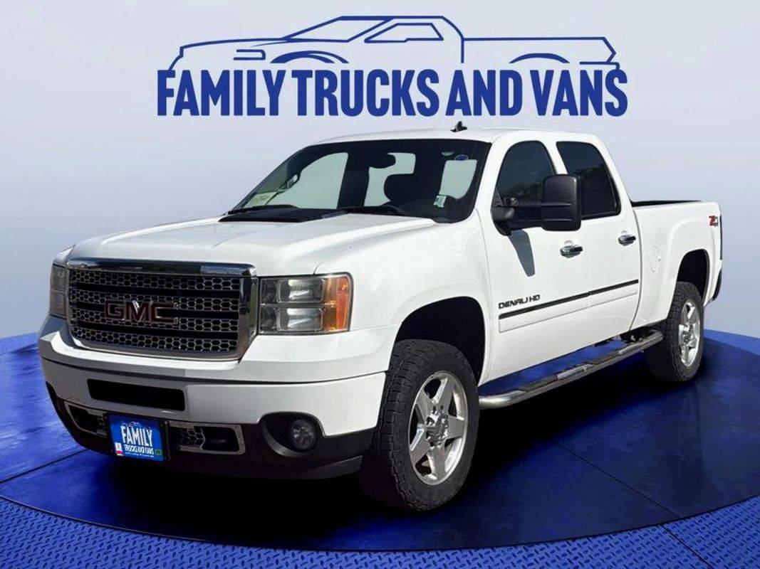 2014 GMC Sierra 2500HD Denali — Pickup Truck — 116,935 mi — Denver, CO