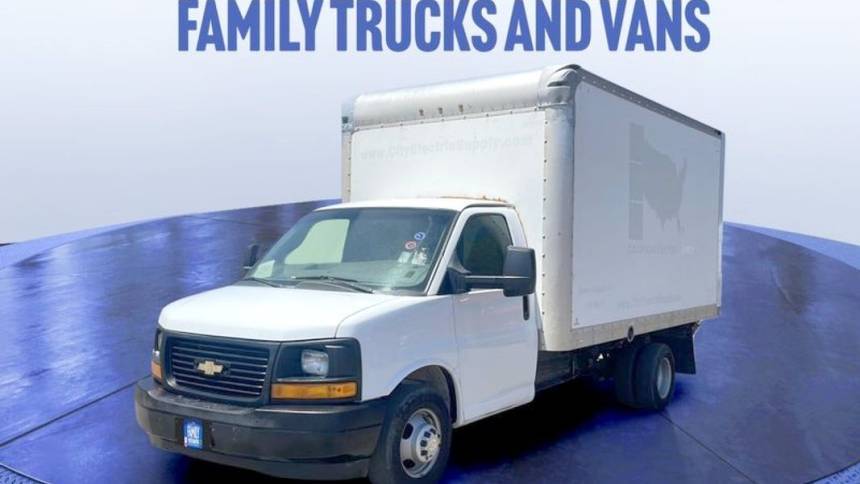 2017 Chevrolet Express Commercial Cutaway 4500 — Chassis Cab Truck — 190,356 mi — Denver, CO