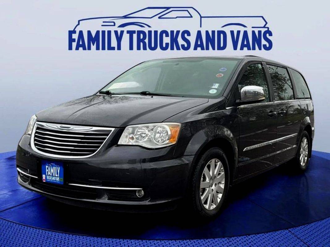 2011 Chrysler Town & Country Touring-L — Minivan — 122,484 mi — Denver, CO