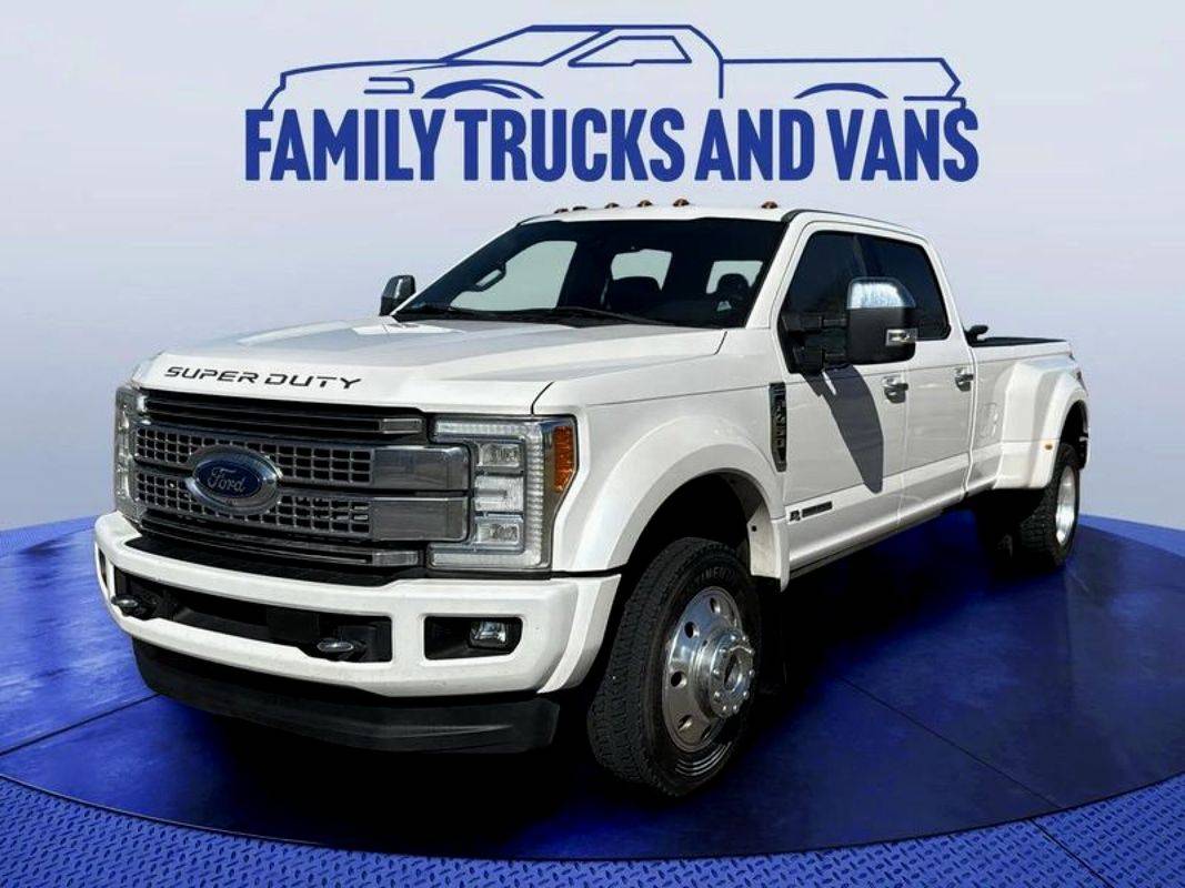 2018 Ford Super Duty F-450 Platinum — Pickup Truck — 117,836 mi — Denver, CO