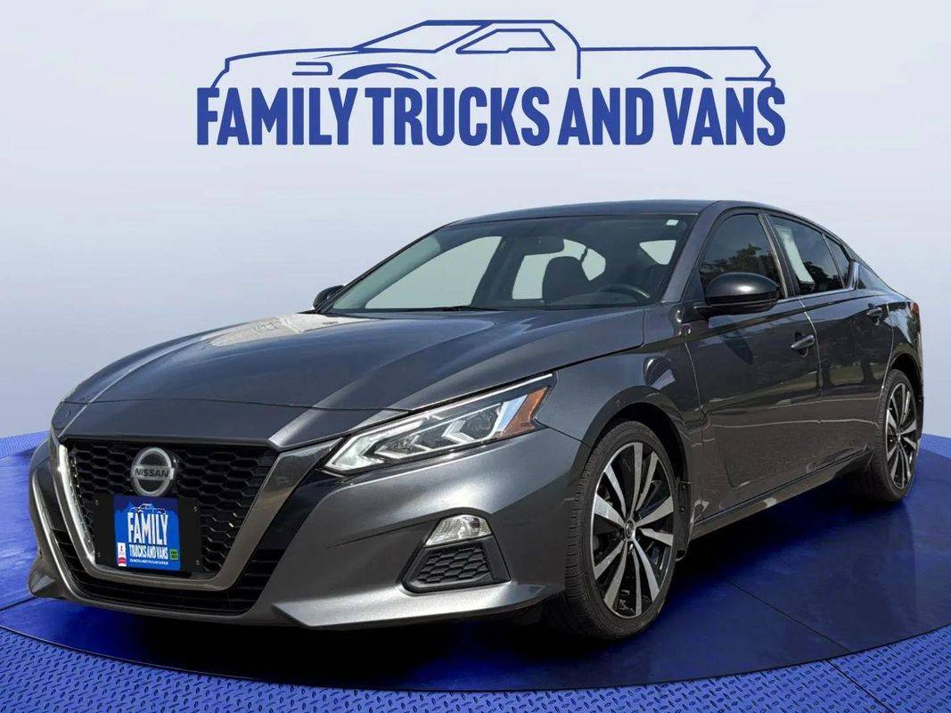 2019 Nissan Altima SR — Sedan — 118,624 mi — Denver, CO