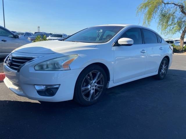 2013 Nissan Altima 3.5 SV — Sedan — 152,725 mi — Phoenix, AZ