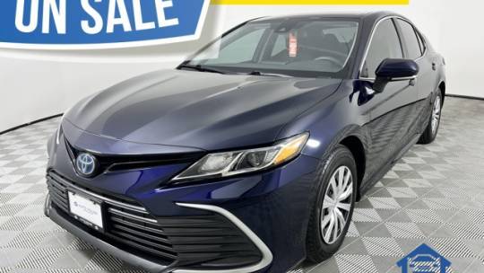 2022 Toyota Camry Hybrid LE — Sedan — 43,976 mi — Phoenix, AZ