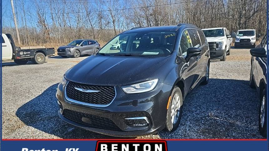 2022 Chrysler Pacifica Touring L — Minivan — 66,878 mi — Benton, KY