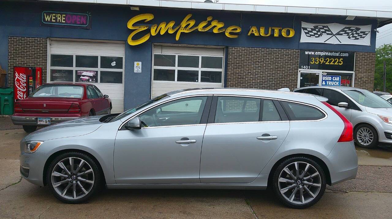2015 Volvo V60 T5 Platinum — Wagon — 76,848 mi — Sioux Falls, SD