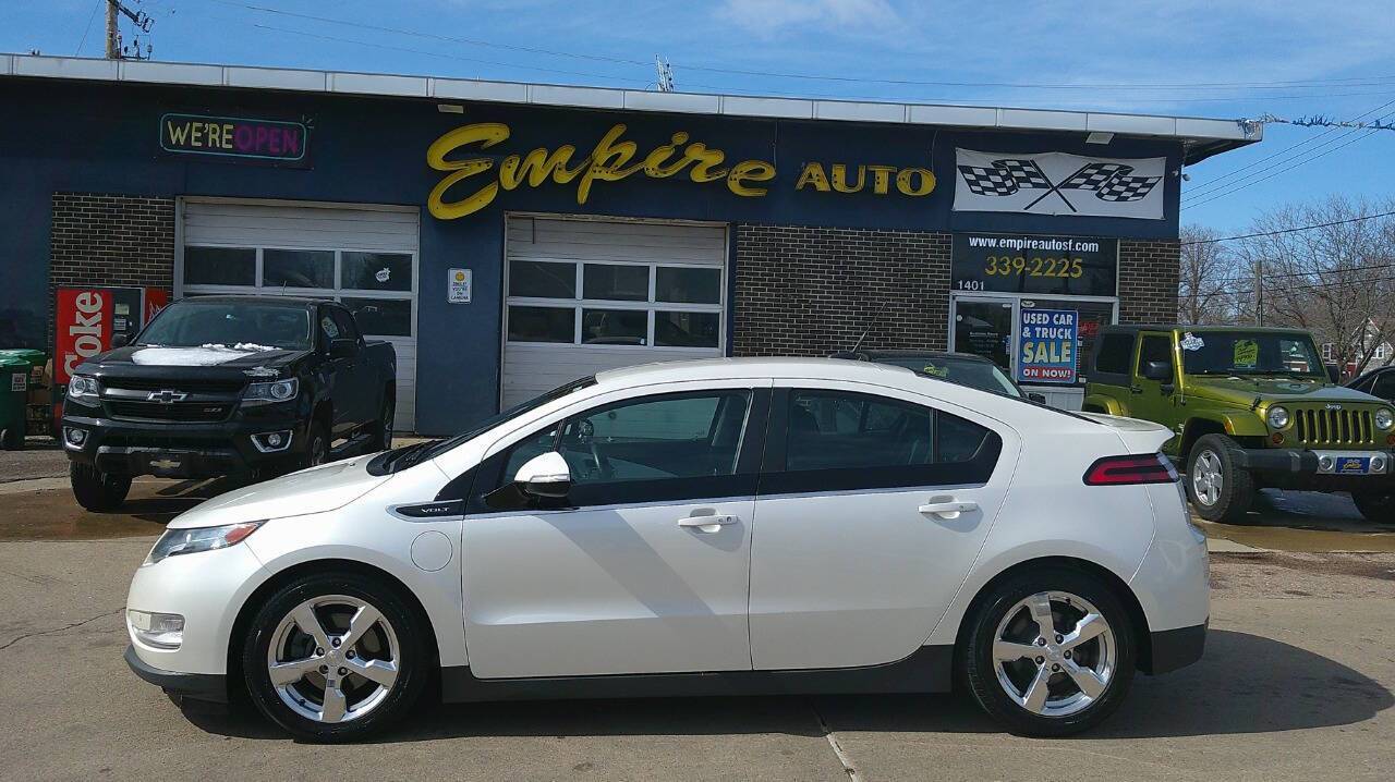 2013 Chevrolet Volt Base — Sedan — 108,466 mi — Sioux Falls, SD