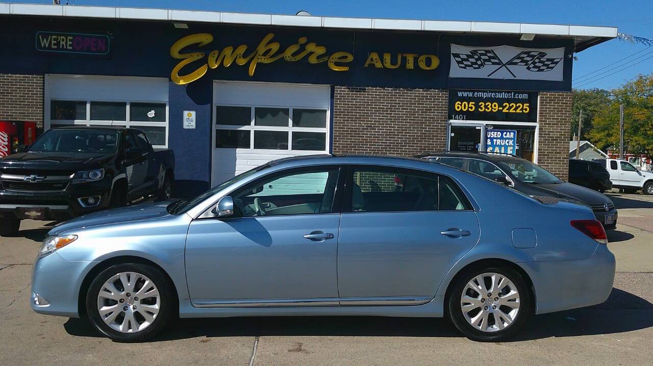 2011 Toyota Avalon Base — Sedan — 113,526 mi — Sioux Falls, SD