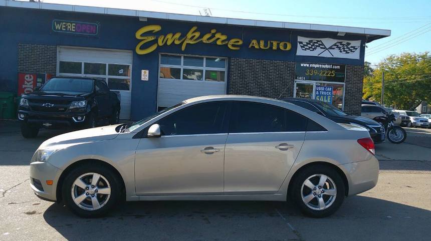 2012 Chevrolet Cruze LT — Sedan — 121,910 mi — Sioux Falls, SD