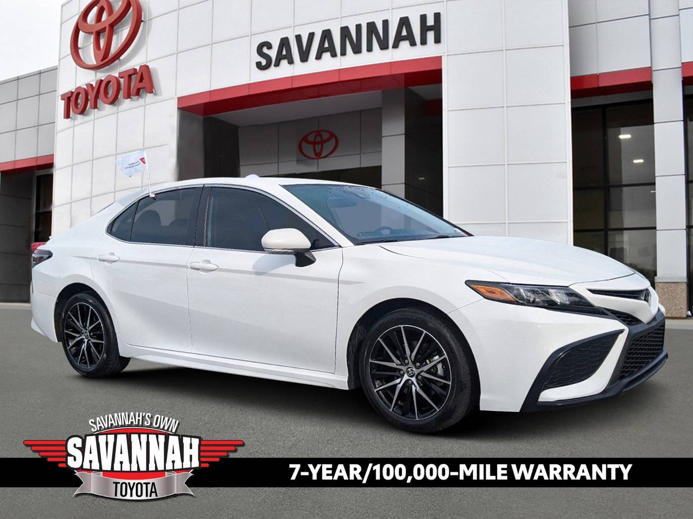2024 Toyota Camry SE — Sedan — 18,527 mi — Savannah, GA