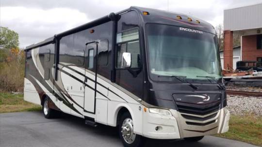 Used Ford Super Duty F-53 Motorhome for Sale (with Photos) | U.S. News ...