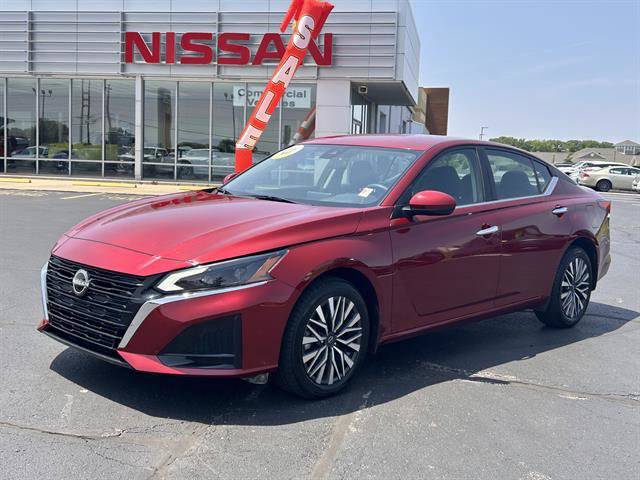 2023 Nissan Altima SV — Sedan — 35,789 mi — Warsaw, IN