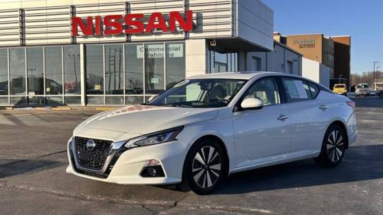 2019 Nissan Altima SV — Sedan — 17,681 mi — Warsaw, IN