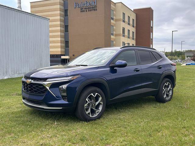 2024 Chevrolet Trax LT — SUV — 4,420 mi — Warsaw, IN