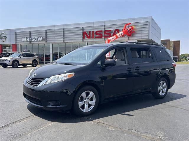 2017 Toyota Sienna LE — Minivan — 188,282 mi — Warsaw, IN