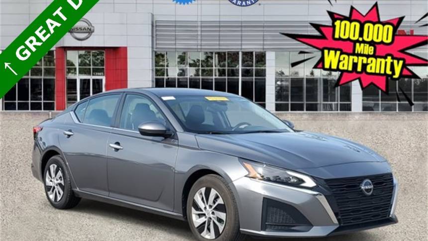 2023 Nissan Altima S — Sedan — 40,593 mi — Ft Myers, FL