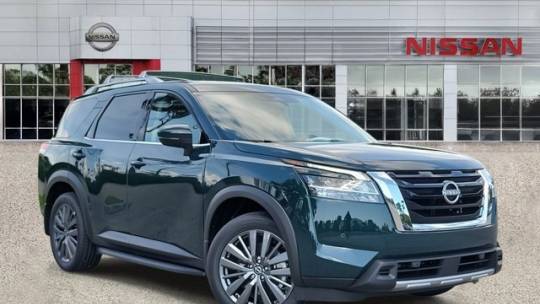 2024 Nissan Pathfinder SL — SUV — 11,315 mi — Ft Myers, FL