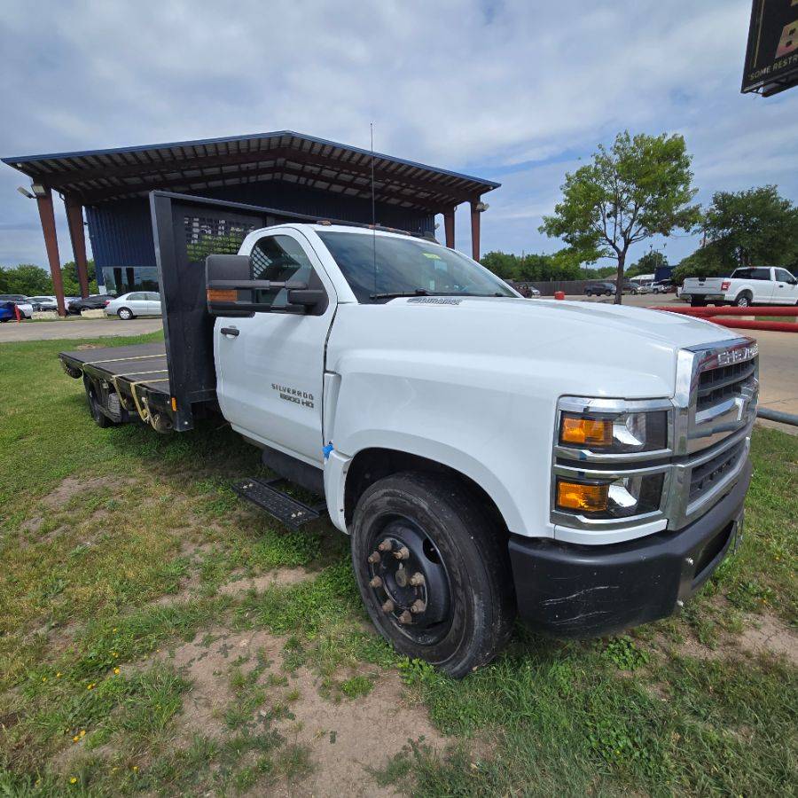 2022 Chevrolet Silverado MD Work Truck — Chassis Cab Truck — 51,275 mi — Austin, TX